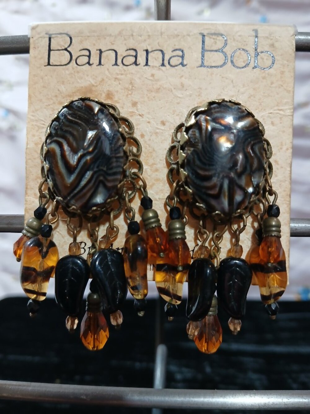 Vintage Banana Bob Clip Earrings black/white marble setting w/ black/brown beads
